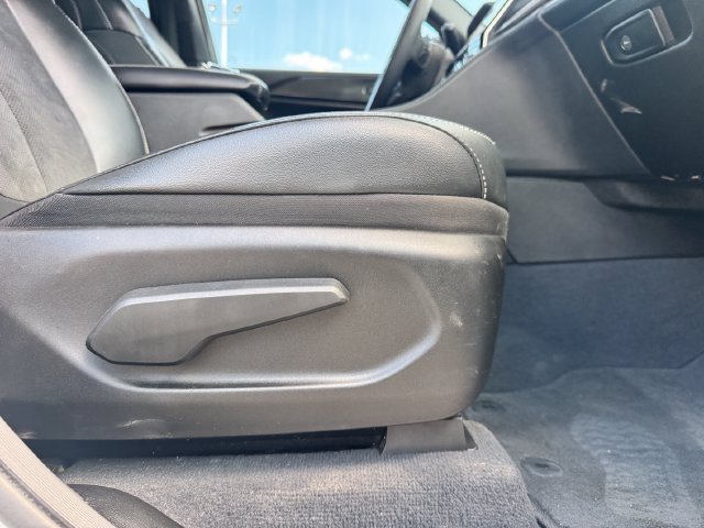 Used 2023 Jeep Grand Cherokee Altitude AWD/4WD image 32