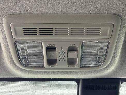 Used 2019 Honda Fit EX image 29