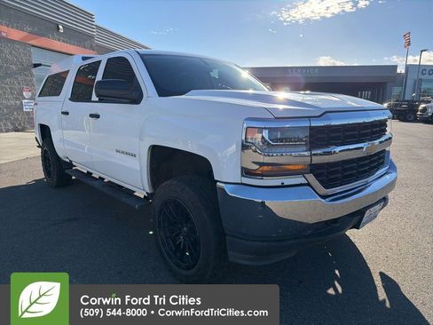 Used 2018 Chevrolet Silverado 1500 W/T w/ Trailering Package image 1