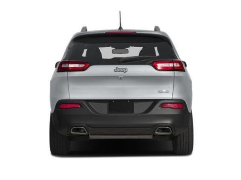 Used 2015 Jeep Cherokee Latitude w/ Cold Weather Group AWD/4WD image 5