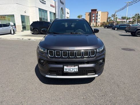 Used 2023 Jeep Compass Limited w/ Sun and Sound Group AWD/4WD image 8