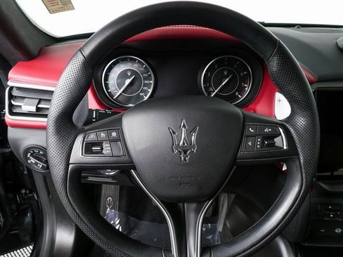 Used 2023 Maserati Ghibli Modena Q4 image 10