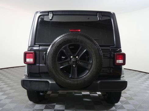Used 2021 Jeep Wrangler Unlimited Sport image 4