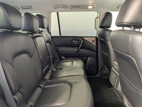 Used 2022 Nissan Armada SL image 24