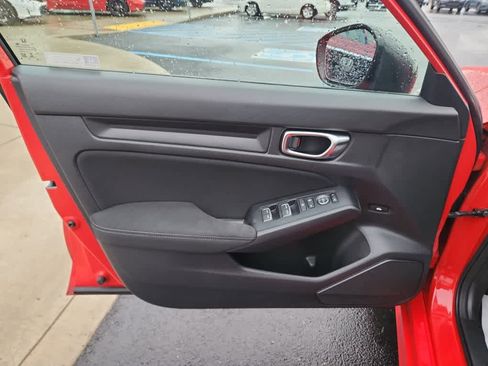 Used 2022 Honda Civic Sport image 12