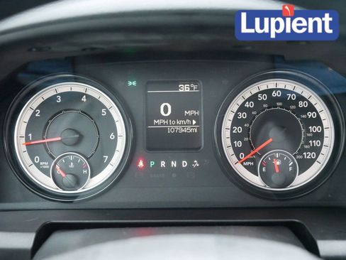 Used 2017 RAM 1500 Express image 24