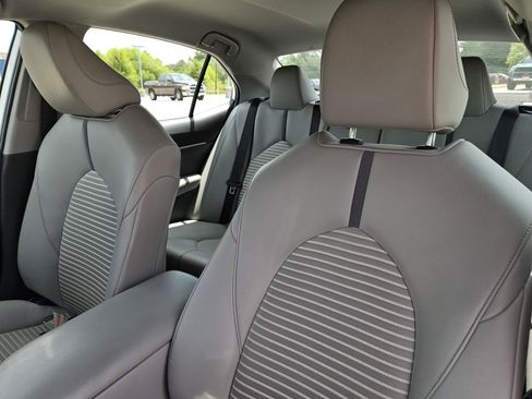 Used 2023 Toyota Camry SE FWD image 25
