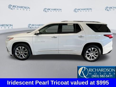 Used 2019 Chevrolet Traverse Premier image 2