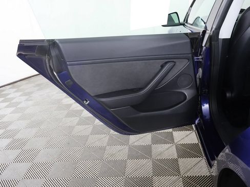 Used 2023 Tesla Model 3 Standard Range RWD image 30