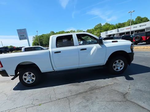 Used 2024 RAM 2500 Tradesman AWD/4WD image 3