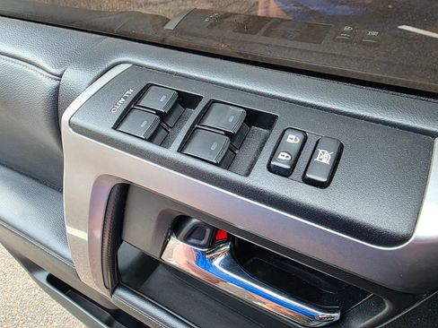 Used 2021 Toyota 4Runner SR5 image 14