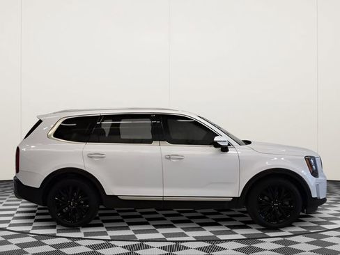 Used 2021 Kia Telluride SX w/ SX Prestige Package image 2