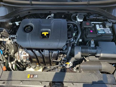 Used 2020 Hyundai Elantra Value Edition FWD image 31