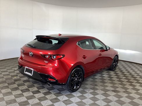 Used 2025 MAZDA MAZDA3 Hatchback w/Premium Plus Pkg AWD/4WD image 2
