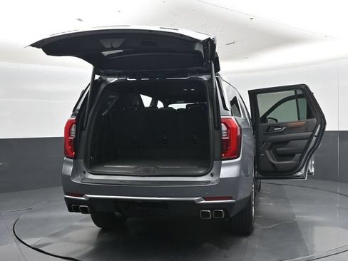 Used 2025 GMC Yukon Denali AWD/4WD image 57