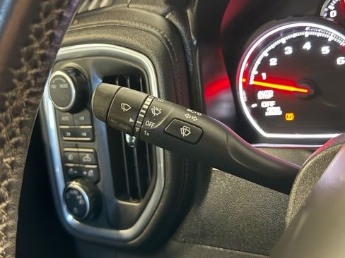 Used 2021 Chevrolet Silverado 1500 LT Trail Boss w/ Convenience Package II image 21