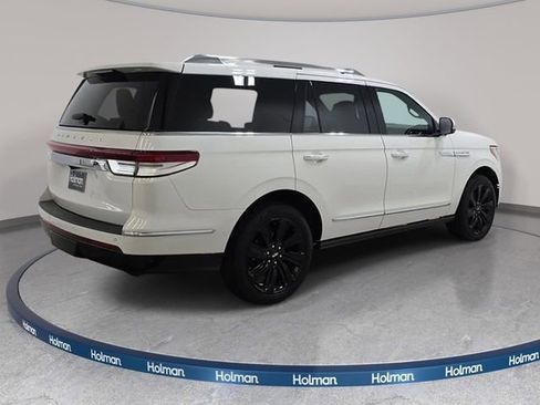 Certified 2024 Lincoln Navigator Reserve AWD/4WD image 5