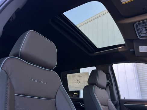 New 2026 GMC Sierra 1500 Denali AWD/4WD image 15