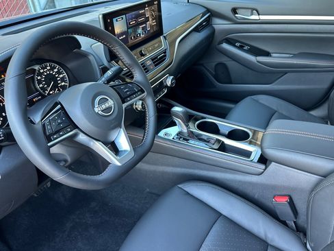 New 2025 Nissan Altima 2.5 SR w/ SR Premium Package image 10