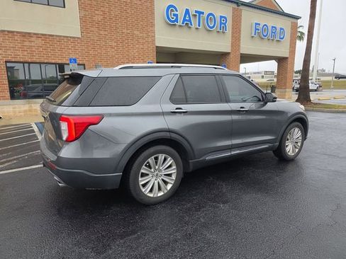 Used 2022 Ford Explorer Limited w/ Equipment Group 301A RWD image 5