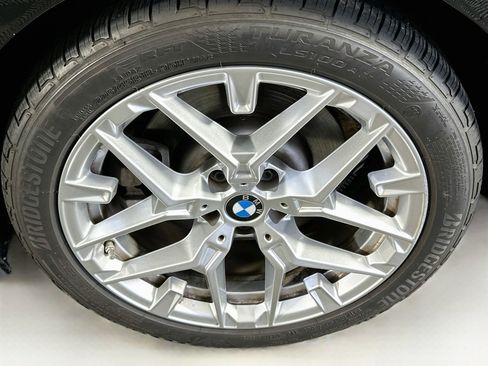 Used 2026 BMW 330i Sedan RWD image 11