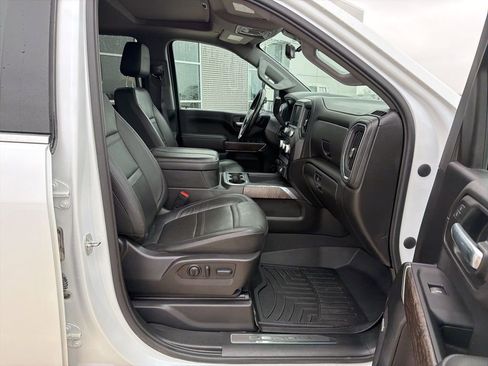 Used 2023 GMC Sierra 2500 Denali w/ Denali Ultimate Package image 31