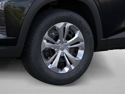 New 2026 Chevrolet Trax LS FWD image 9