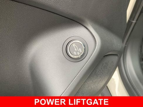 New 2026 Chevrolet TrailBlazer RS w/ Convenience Package FWD image 24