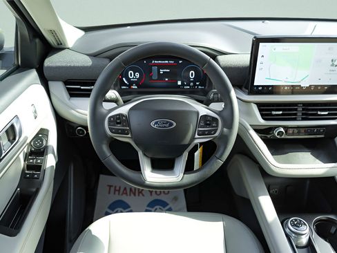 New 2026 Ford Explorer Active w/ Active Comfort Package RWD image 19