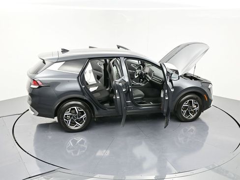 Used 2023 Kia Sportage LX image 25