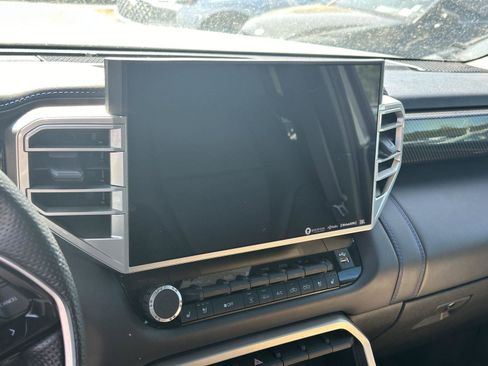 Used 2024 Toyota Tundra Platinum image 12