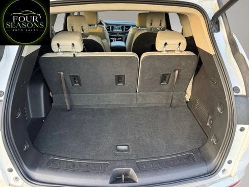 Used 2018 Buick Enclave Essence FWD image 15