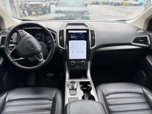 Used 2024 Ford Edge SEL AWD/4WD image 5