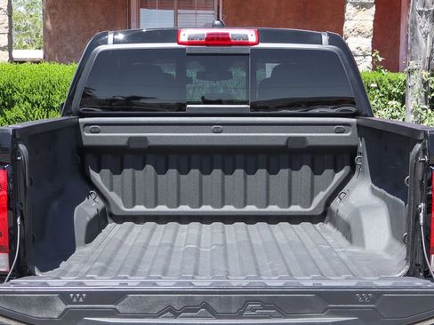 Used 2025 Chevrolet Colorado W/T w/ WT Custom Package RWD image 8