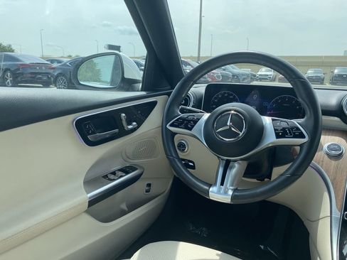 Used 2022 Mercedes-Benz GLC 300 4MATIC Coupe image 3