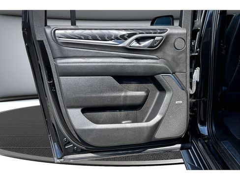 Used 2022 GMC Yukon XL Denali AWD/4WD image 36