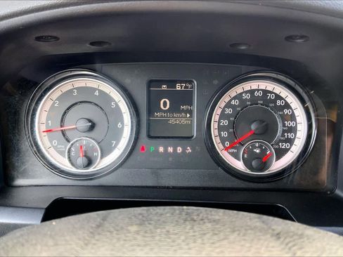 Used 2017 RAM 3500 Tradesman image 25