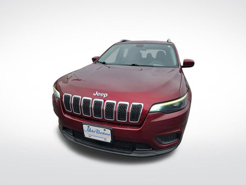 Used 2020 Jeep Cherokee Latitude w/ Cold Weather Group image 2