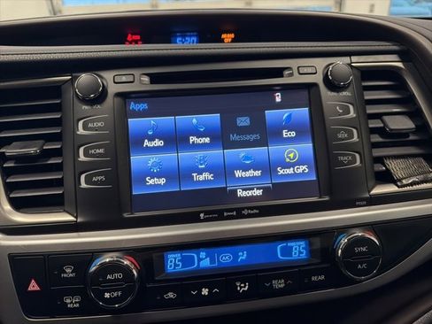 Used 2017 Toyota Highlander Plus image 25