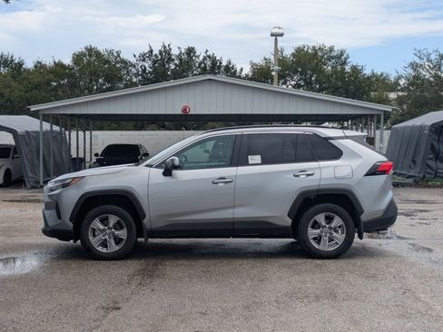 Used 2025 Toyota RAV4 XLE w/ Convenience Package FWD image 7