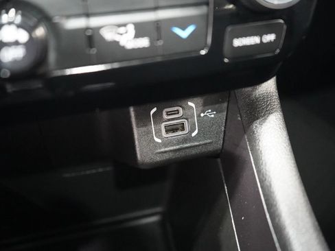 Used 2025 Jeep Compass Latitude w/ Sun & Sound Group AWD/4WD image 31