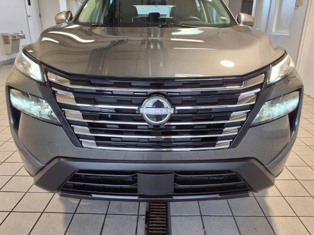 Used 2026 Nissan Rogue SV AWD/4WD image 28