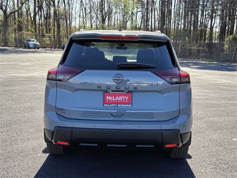 New 2026 Nissan Rogue Dark Armor image 8