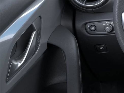 New 2026 Chevrolet Blazer LT w/ Convenience Package FWD image 25