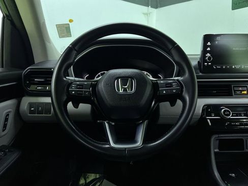 Used 2024 Honda Pilot EX-L image 19