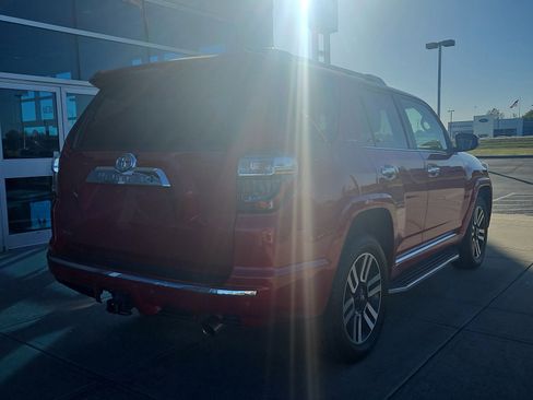 Used 2019 Toyota 4Runner SR5 image 4