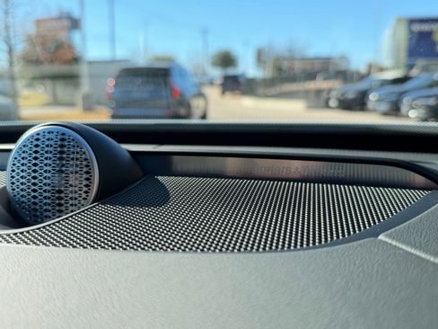 New 2026 Volvo XC90 T8 Ultra w/ Lounge Package image 16