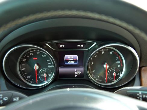 Used 2019 Mercedes-Benz GLA 250 GLA 250 4MATIC AWD 4dr SUV image 25