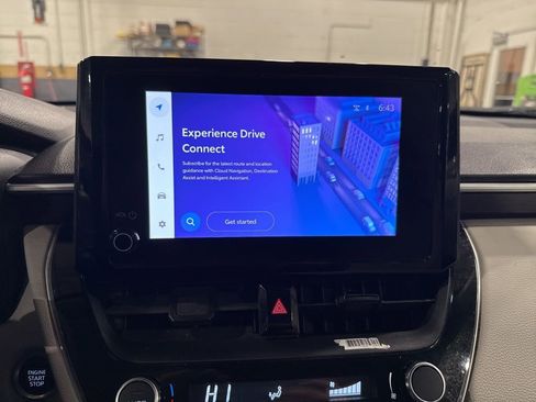 Used 2023 Toyota Corolla Cross LE image 23