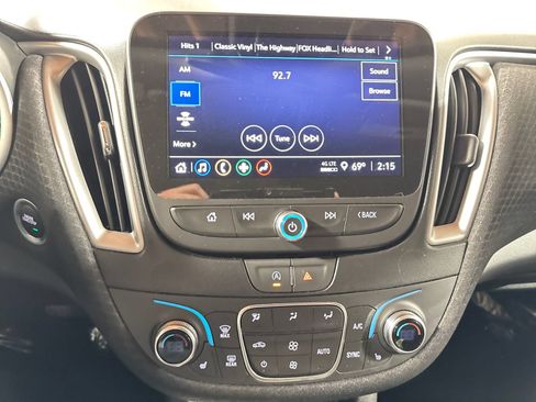 Used 2023 Chevrolet Malibu LT FWD image 22